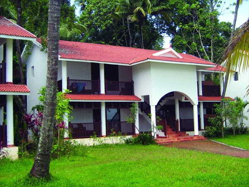 Club Mahindra Ashtamudi main