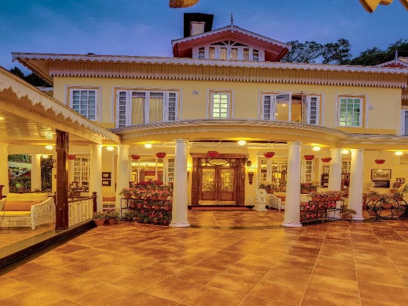 Mayfair Hill Resort 5