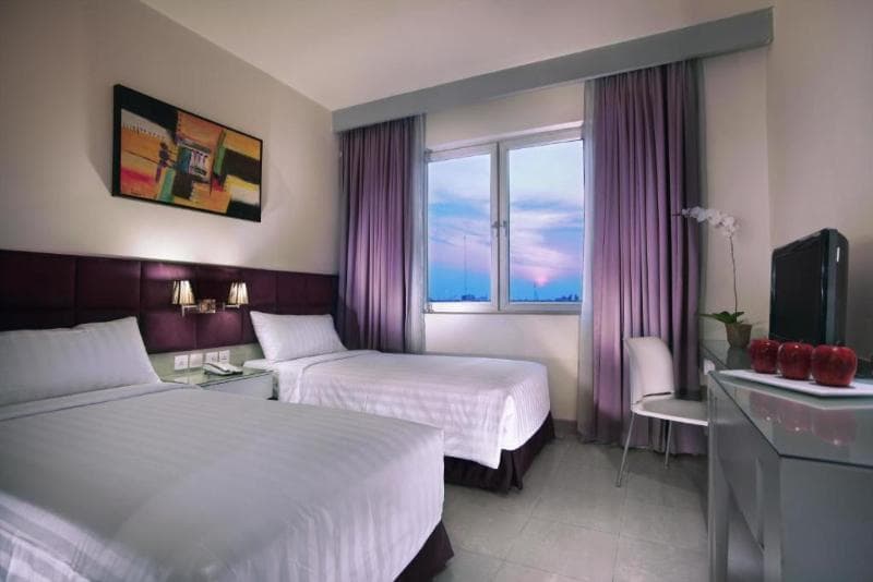 Royal Palm Hotel & Conference Center Cengkareng photo 1