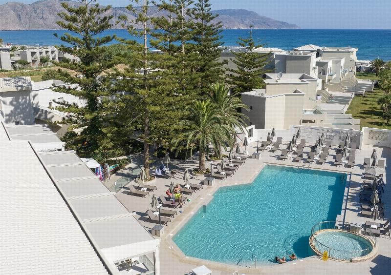Vantaris Luxury Beach Resort 3