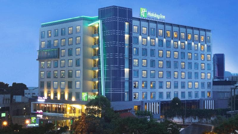 Holiday Inn Bandung Pasteur 3