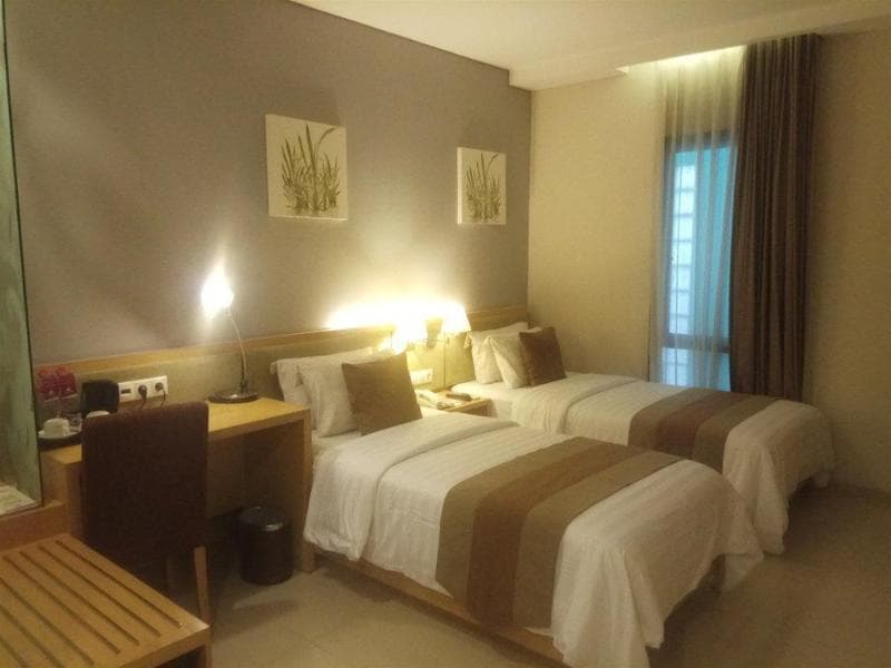 Anggrek Gandasari Hotel photo 1