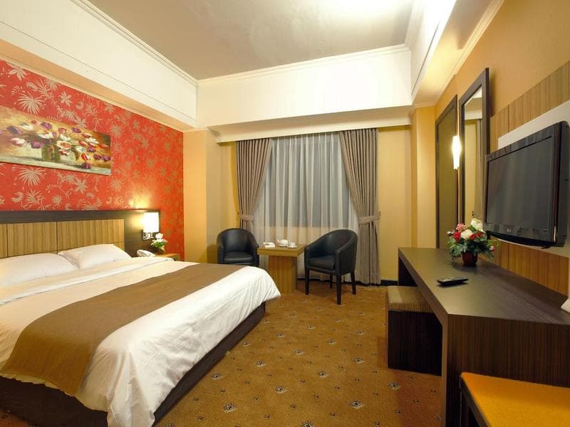 Hotel Orchardz Jayakarta 3