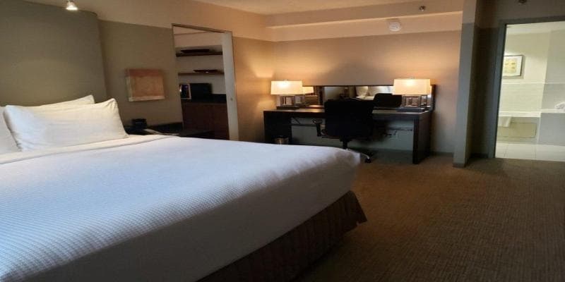 Crowne Plaza Chicago West Loop 5