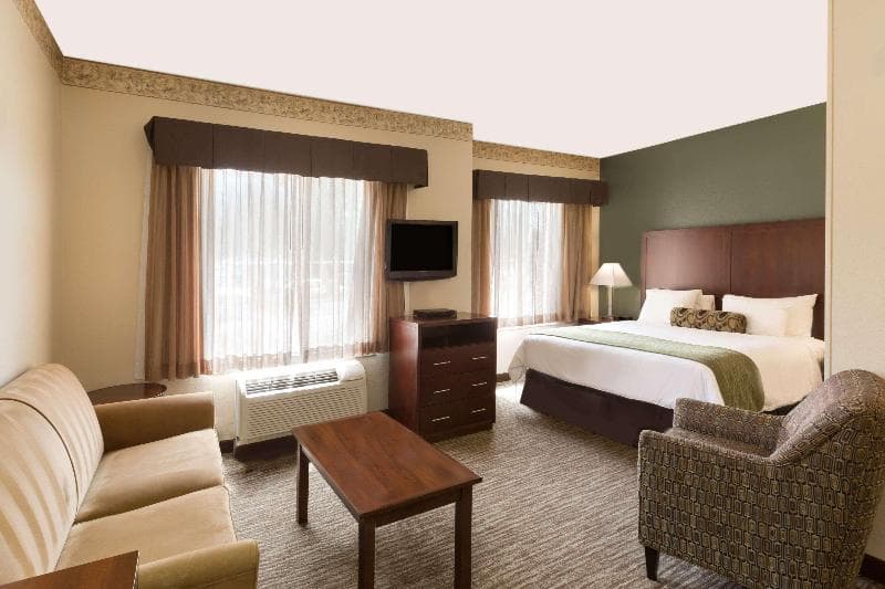 Hawthorn Suites by Wyndham Rancho Cordova/Folsom 2