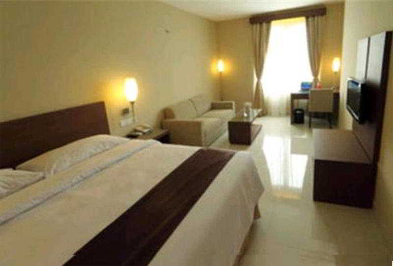 Triniti Jakarta 3
