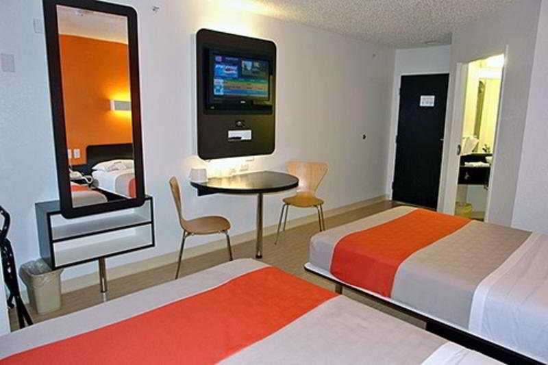 Motel 6 Irving, TX - DFW Airport North 3