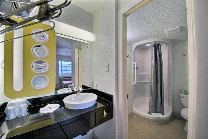 Ocean Inn 5