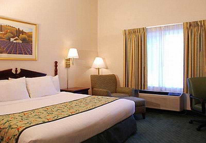Fairfield Inn & Suites Lake Charles Sulphur 4