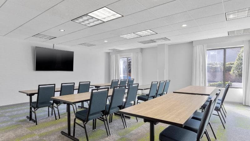 Spark by Hilton Greensboro 4