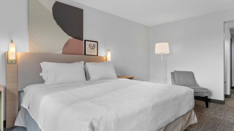 Spark by Hilton Greensboro photo 1