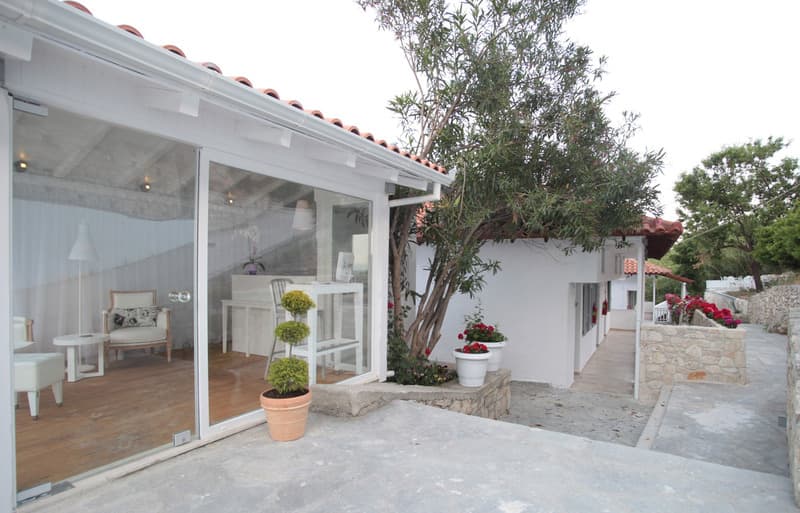 White Suites Resort (Adults Only) 4