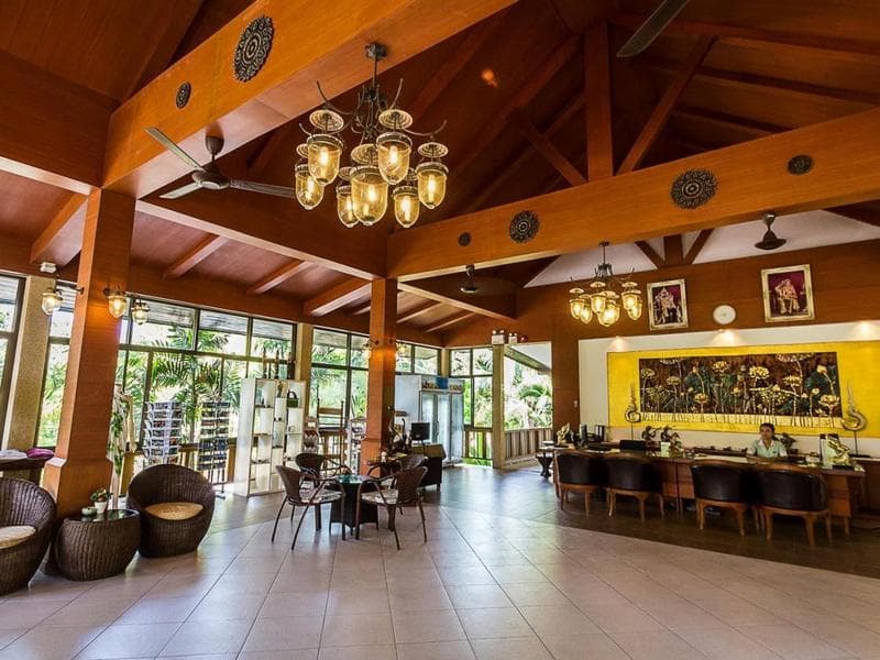 Coco Palm Beach Resort 4