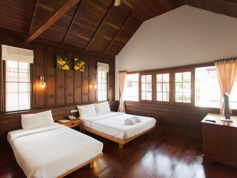 Coco Palm Beach Resort 5