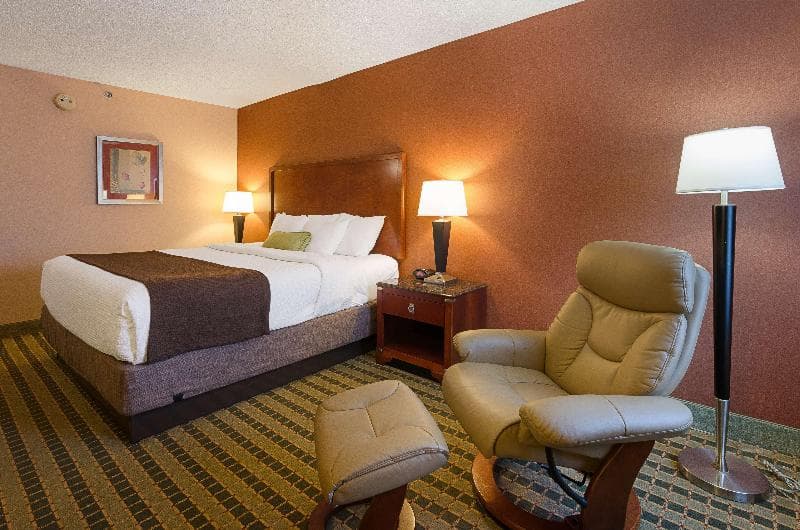 Best Western Plus Inn at Valley View 4