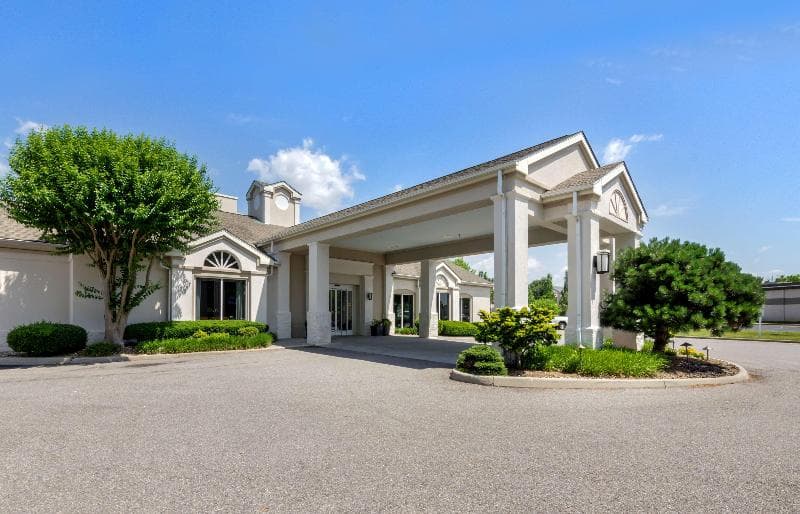 Best Western Plus Inn at Valley View 5