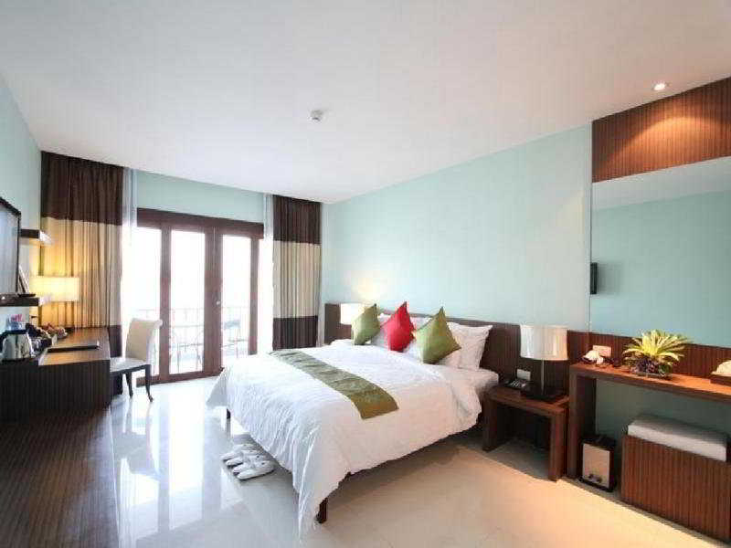 Siam Triangle Hotel 3