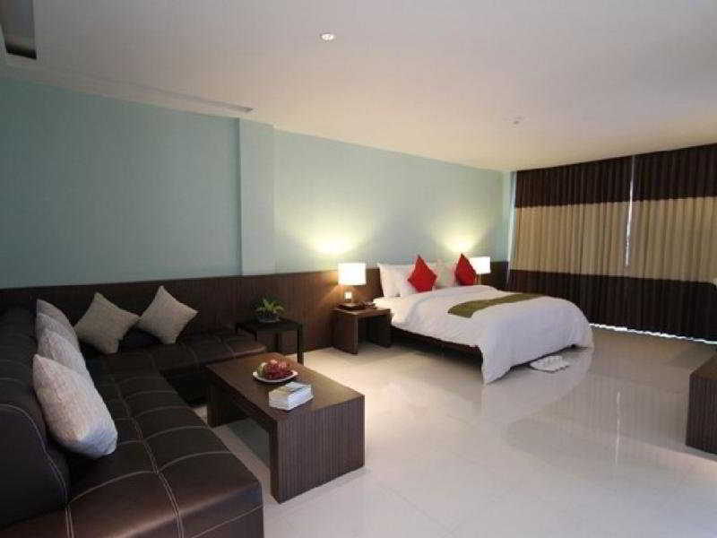 Siam Triangle Hotel 4