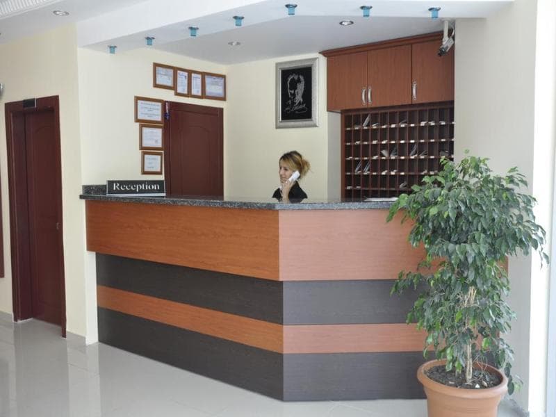 Primera Hotel & App 3