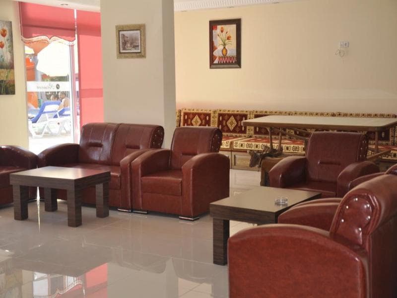 Primera Hotel & App 4