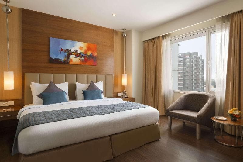 Ramada by Wyndham Ahmedabad 4