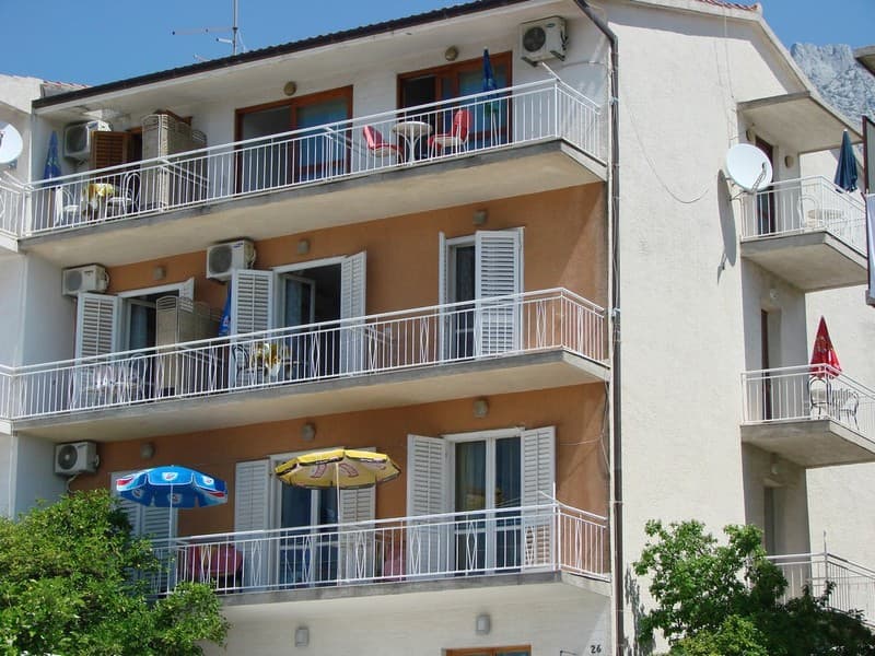 Renata Apartments 3