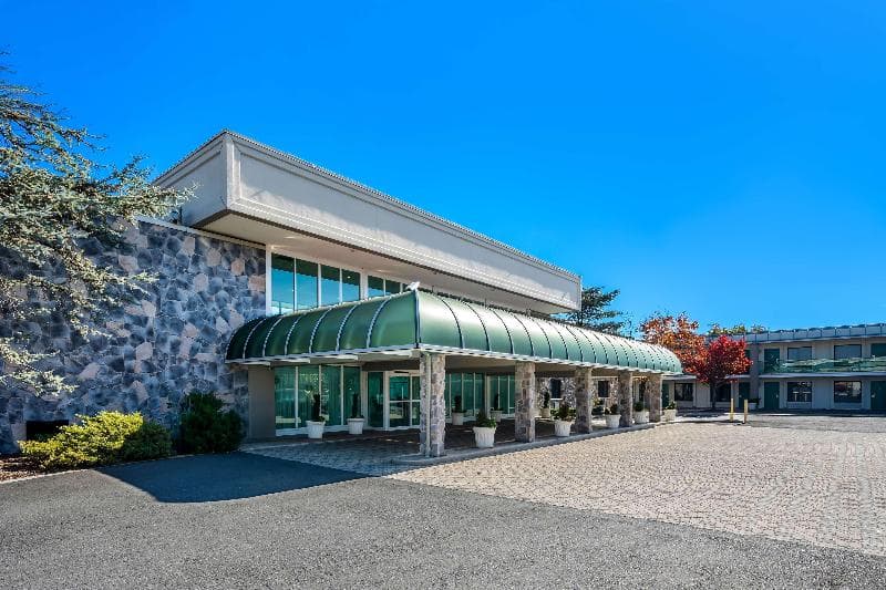Surestay Plus By Best Western Brandywine Valley 5