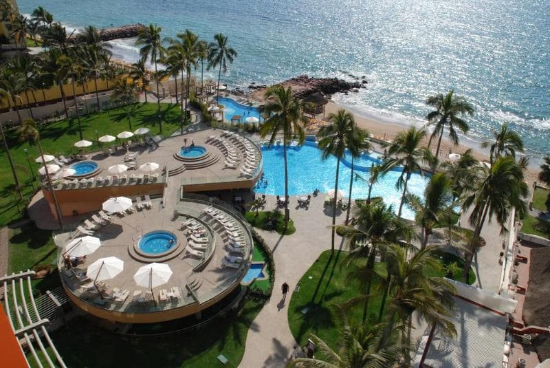 Sunset Plaza Beach Resort photo 1