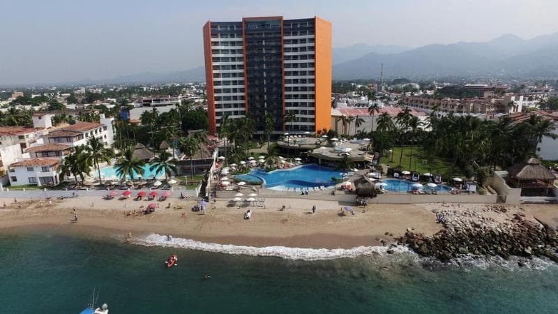 Sunset Plaza Beach Resort 2