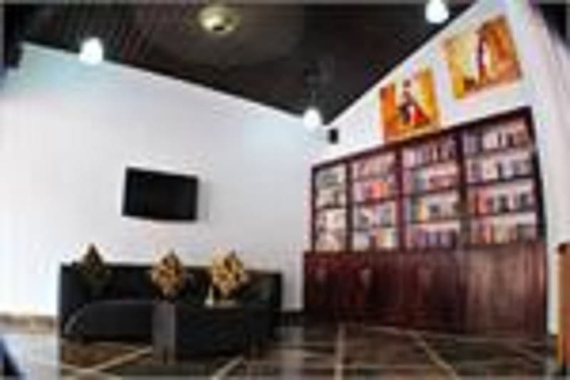 Leoney Resort 5