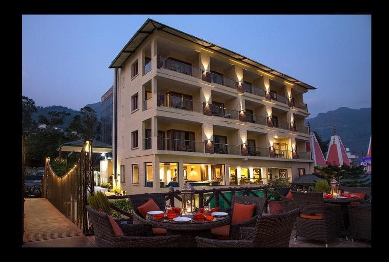 Laxman Jhula Divine Resort 3