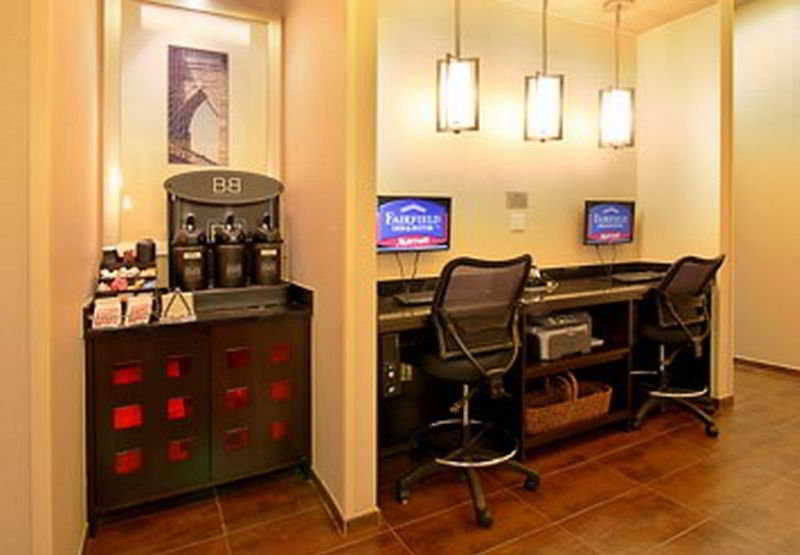 Fairfield Inn & Suites New York Manhattan/Fifth Avenue 4