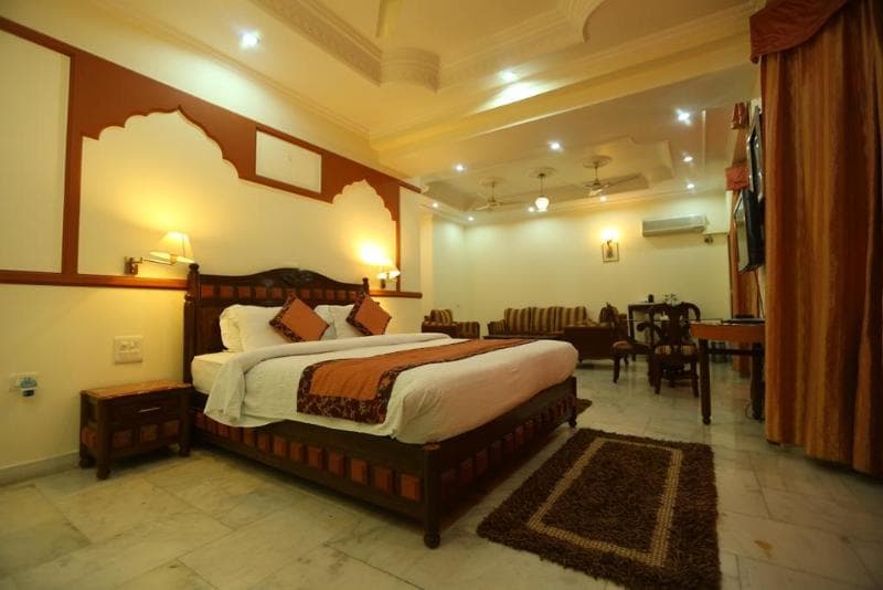 Vasundhara Palace 4