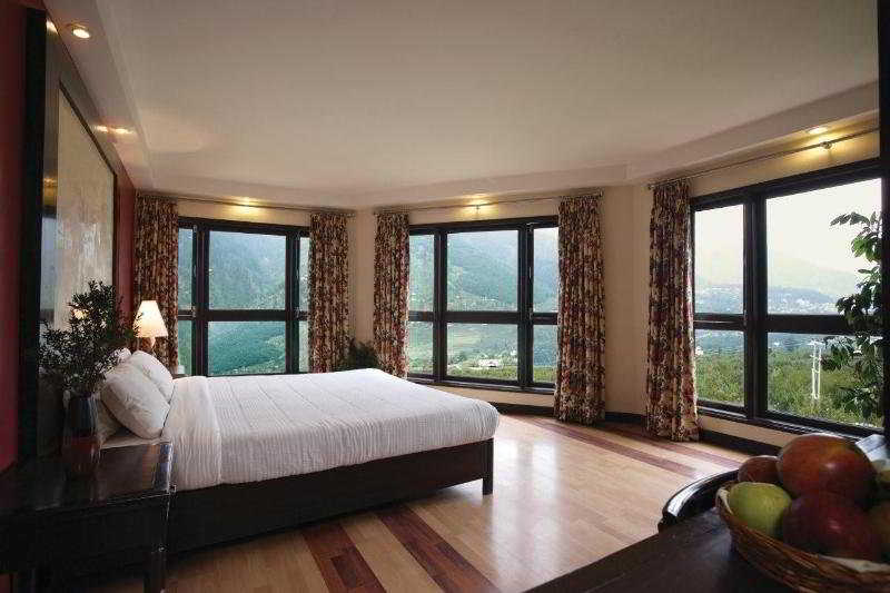 Club Mahindra Manali Resort 4