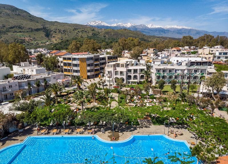 Corissia Beach Hotel 4