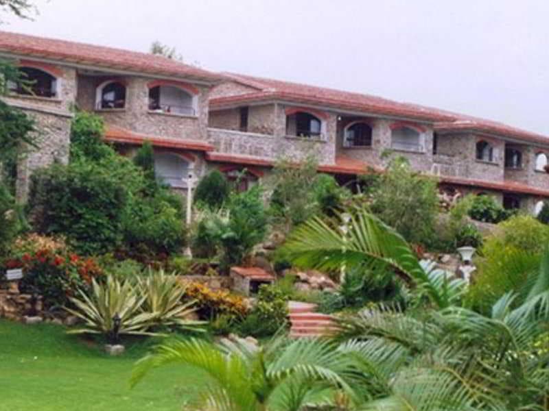 Cama Rajputana Club Resort main