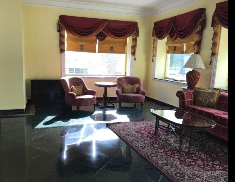 The LaLit Grand Palace Srinagar main