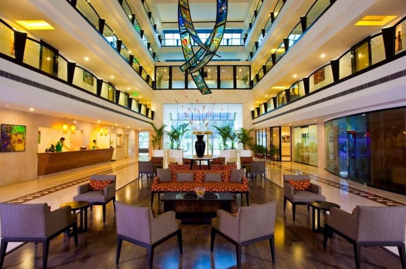 Lemon Tree Hotel Indore 4