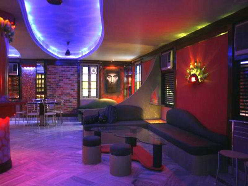 Hotel Surya 4