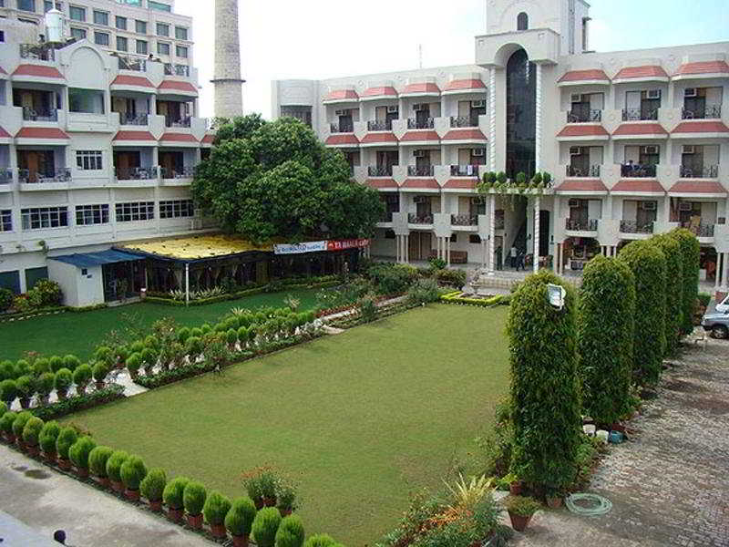 Hotel Surya 5