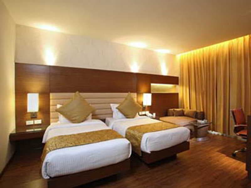 Indus Biznotel 5