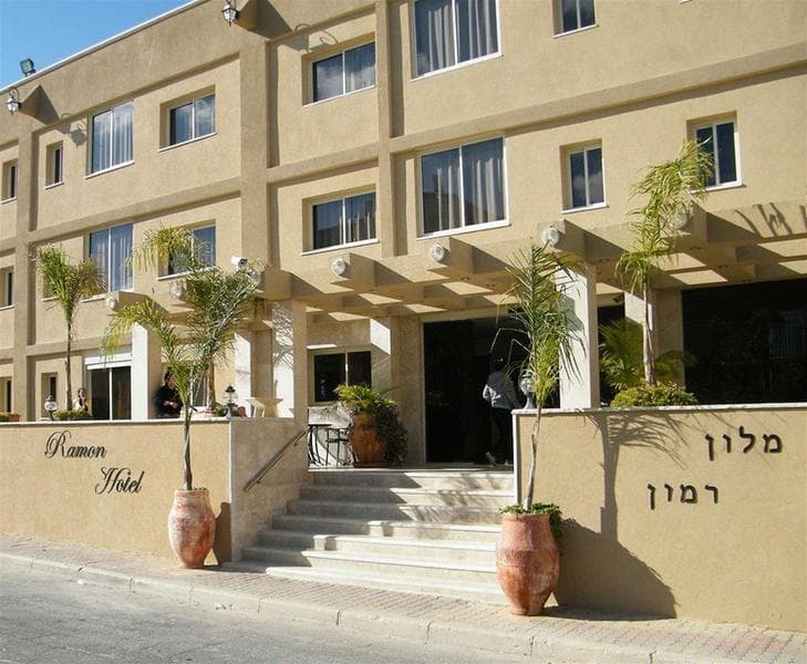 Ramon Hotel 3