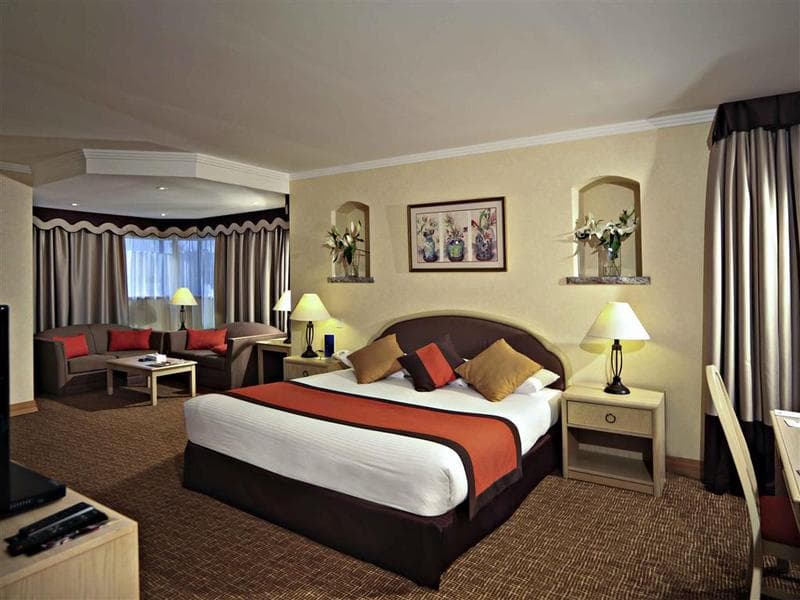 Novel Hotel City Center 4