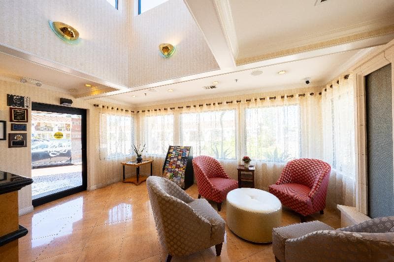 Millwood Inn And Suites 5
