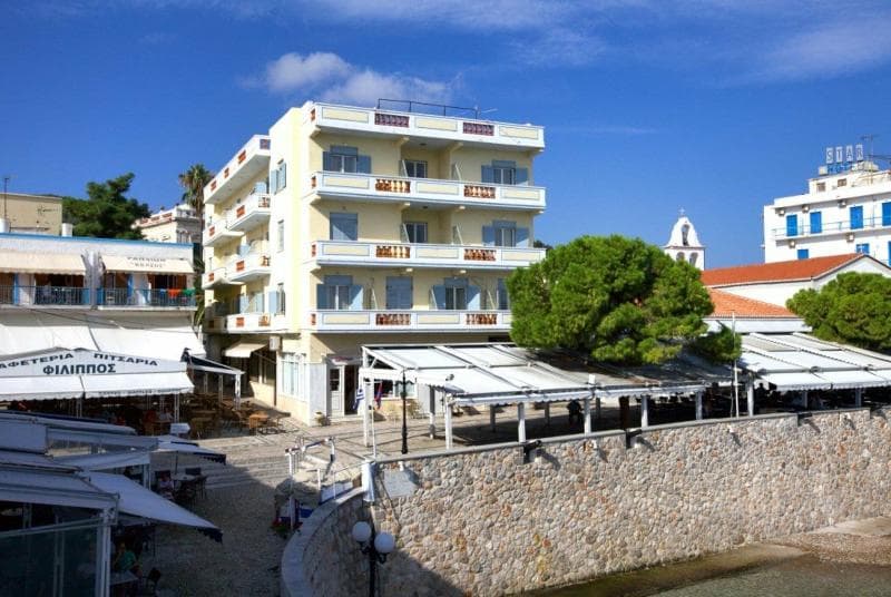 Hotel Roumani main