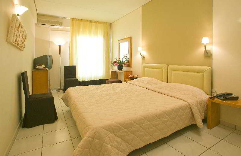 Long Beach Hotel 3