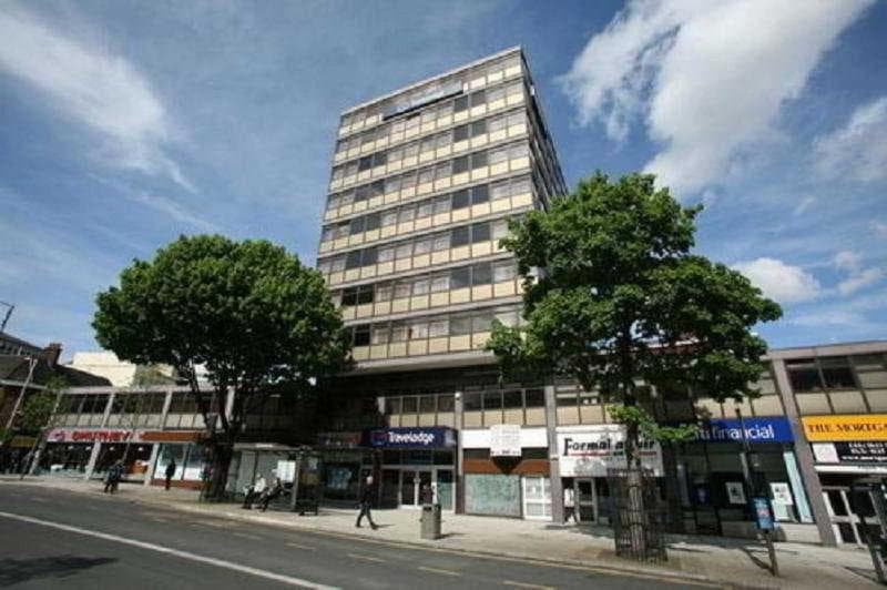 Travelodge Nottingham Central main
