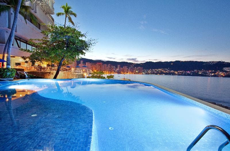 Holiday Inn Resort Acapulco 2