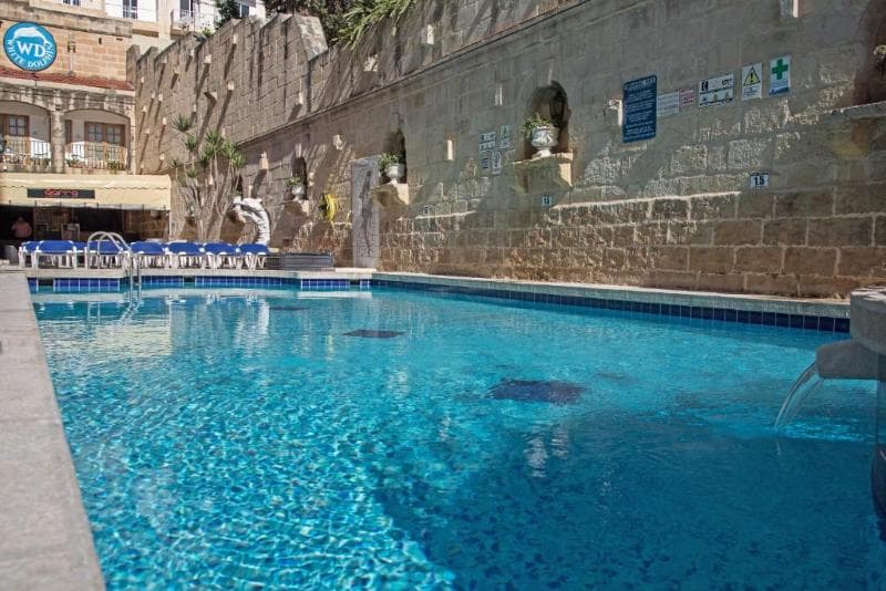 White Dolphin Complex Hotel 3