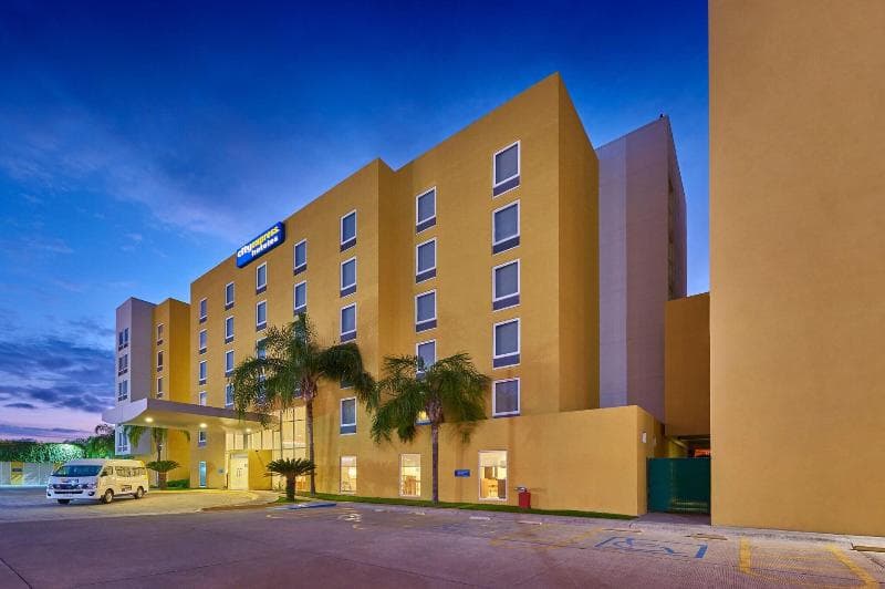 City Express Mazatlan 2